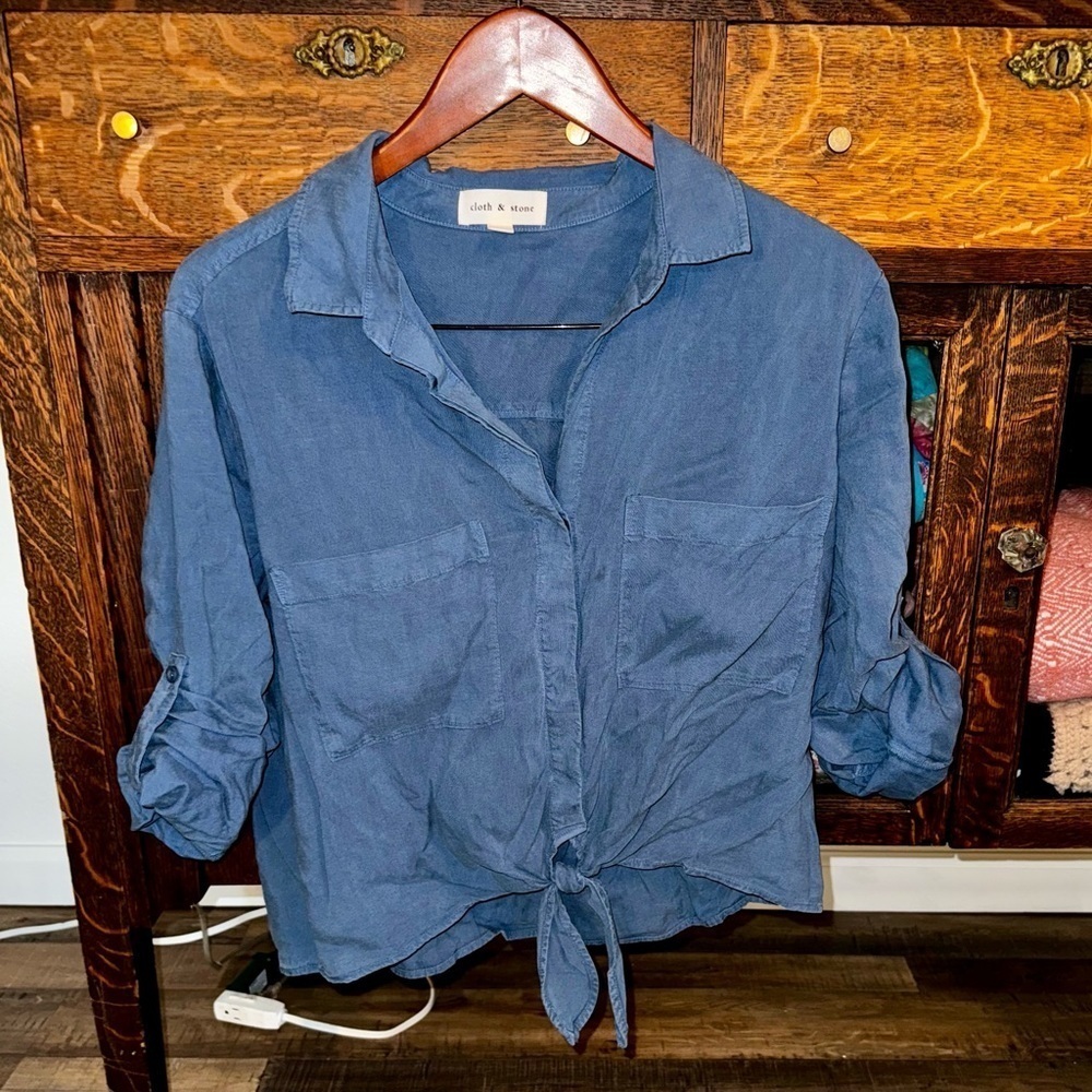 Cloth & Stone Dusty Blue Tencel Tie Waist Button Down Pocket Top Long Sleeves M